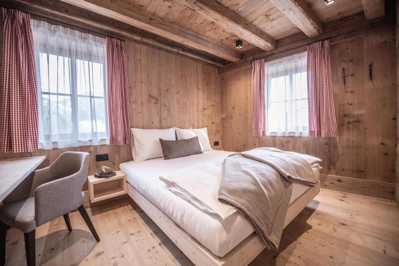 Ciasa Somuer - Sora Apartment San Vigilio Di Marebbe Bagian luar foto