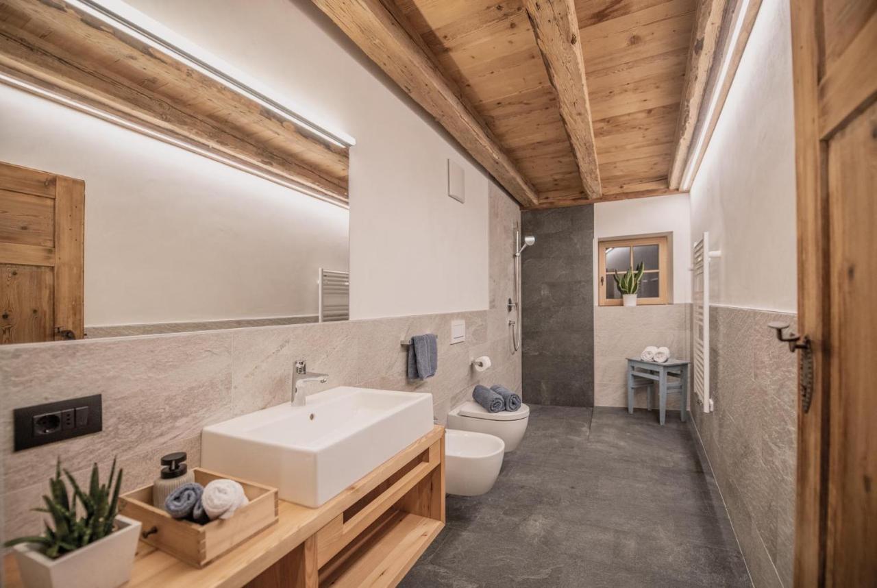 Ciasa Somuer - Sora Apartment San Vigilio Di Marebbe Bagian luar foto